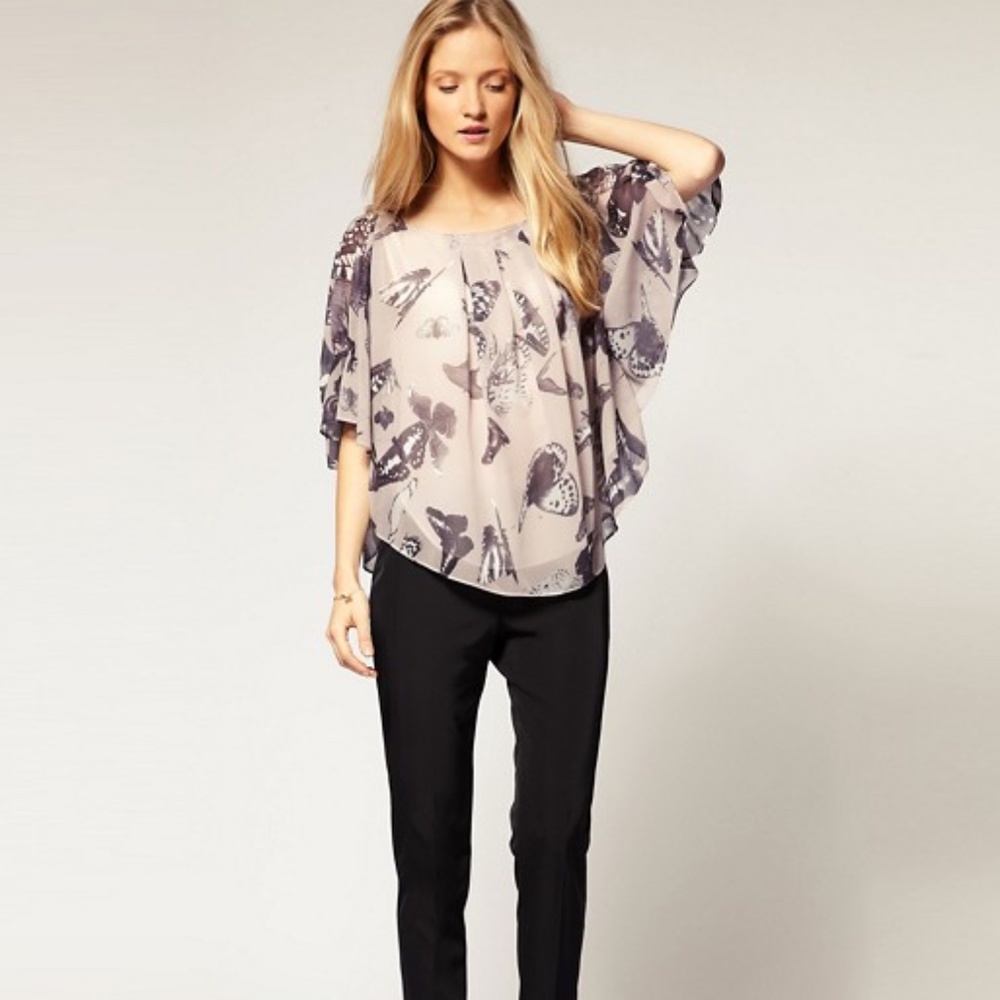 π¦ Ted Baker London, Capra Butterfly Batwing Ruffled Blouse - Picture 2 of 16